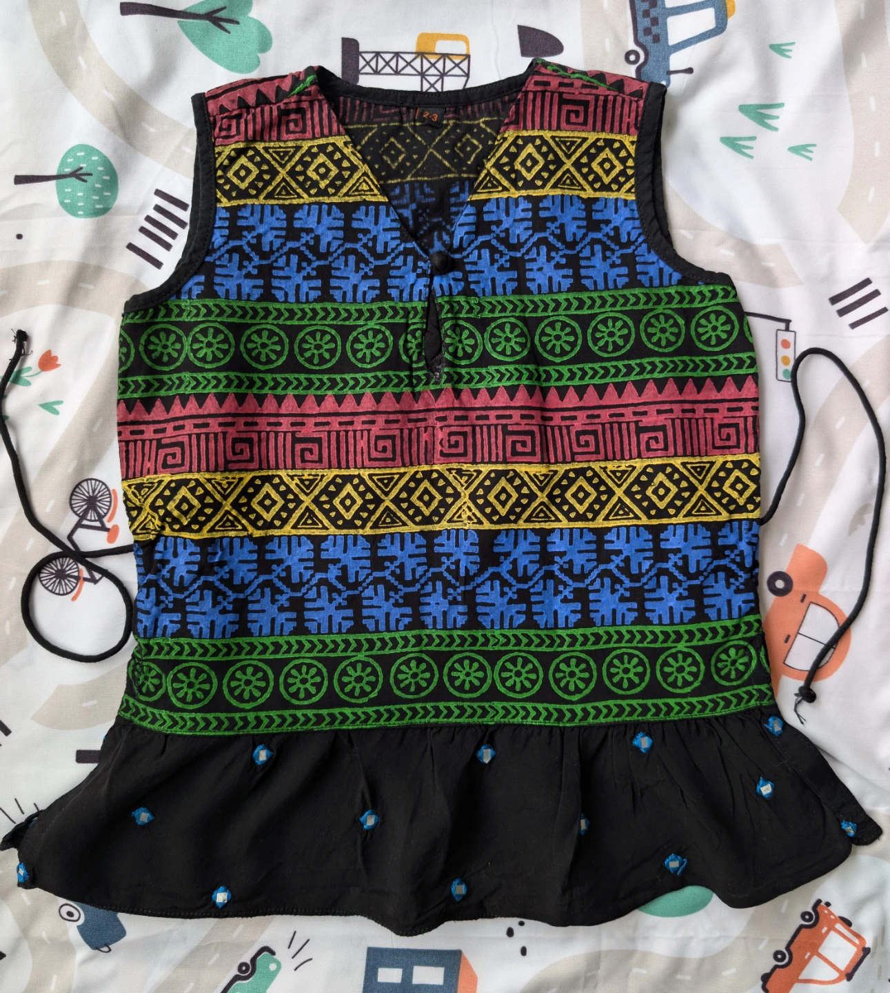 Girls colourful patterned dress - photo 3