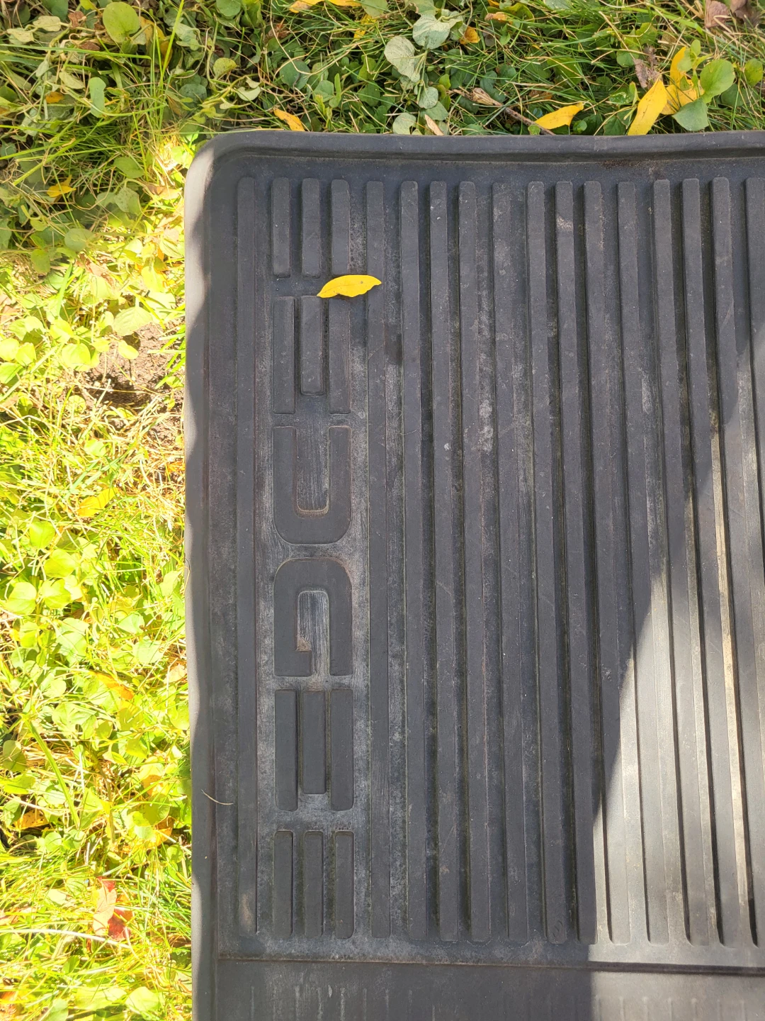 Ford Edge Rubber Floor Mats - photo 2