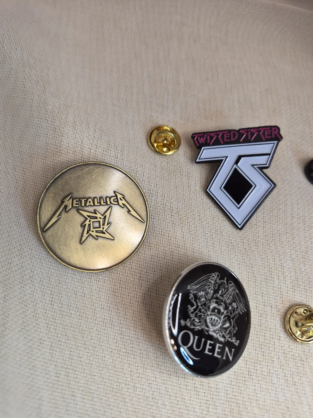 Collectible Band Lapal Hat Pins - photo 3