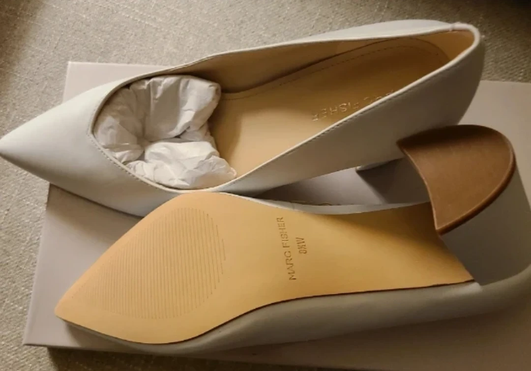 Marc Fisher White Pointed Toe Heels - photo 3