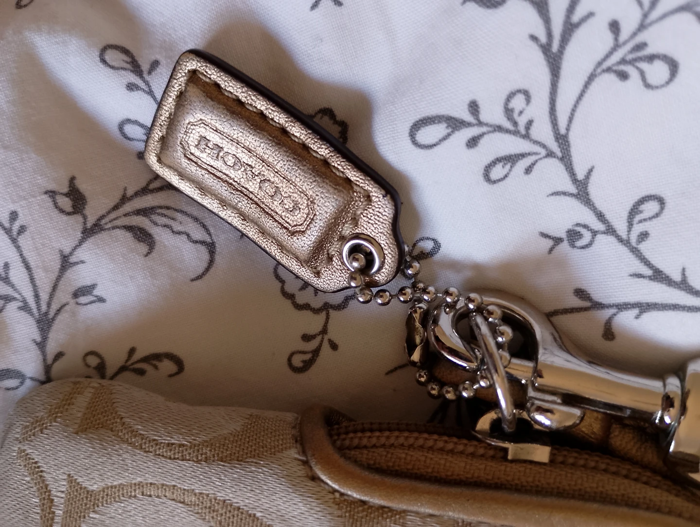 Coach Signature Canvas Wristlet - photo 4