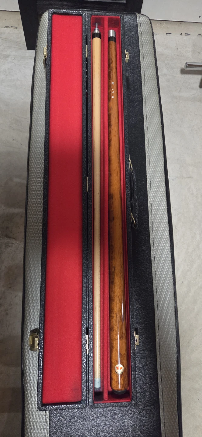 Vintage Dufferin pool cue