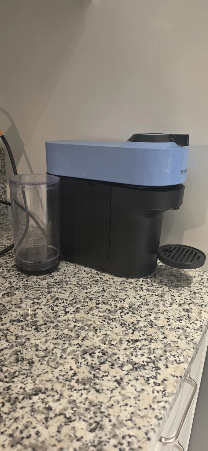Nespresso Vertuo Next Coffee Machine - photo 4