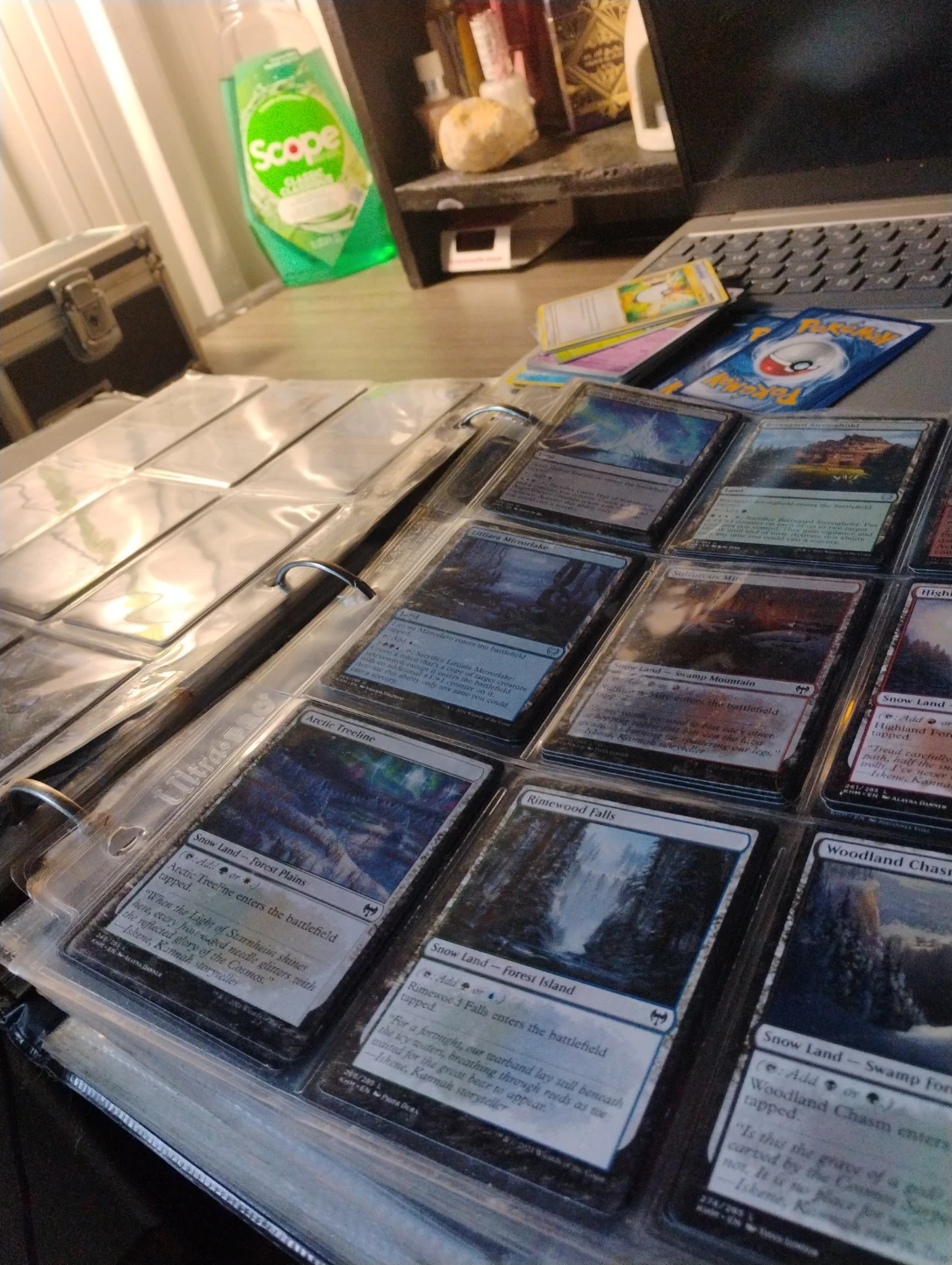 Magic: The Gathering Trading Card Binder Collection - photo 2