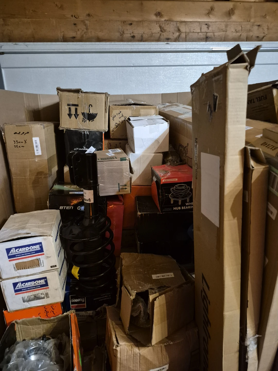 over 200 pieces of BRAND NEW automotive parts and accessories - photo 4