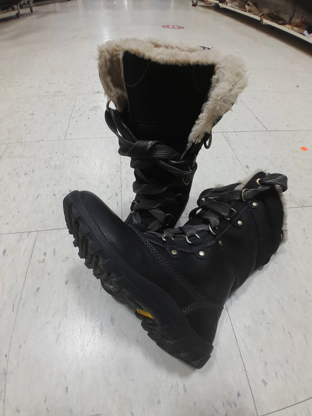Timberland Black Winter Boots Women's Size 6 - photo 3