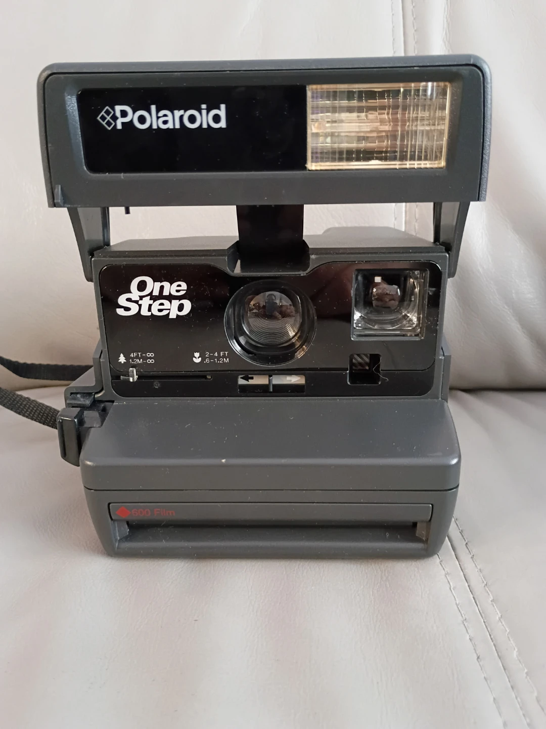 Polaroid camera 1990s one step