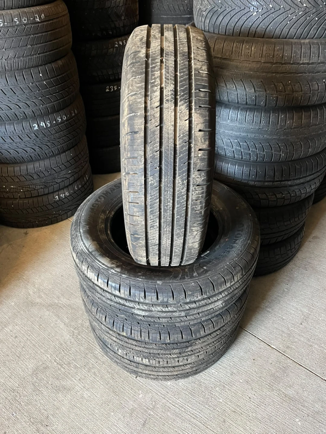 215/70R16 Hydra Edge Tour  all season
