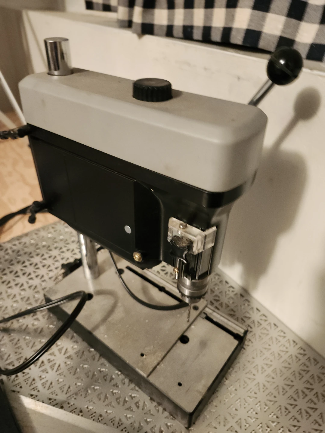 MicroLux Power Tools Bench Drill Press - photo 2