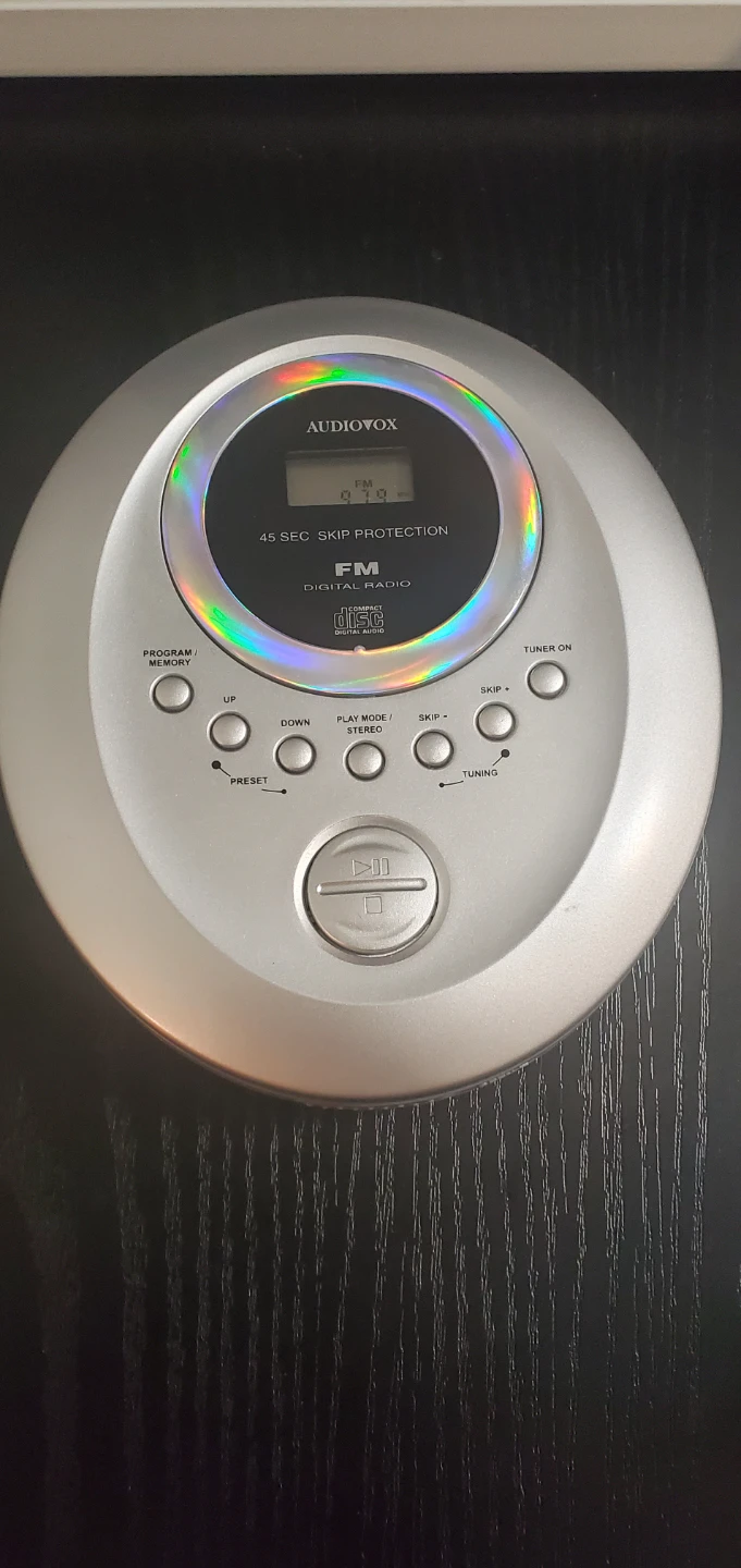 Audiovox DM8210-45 Portable CD Player