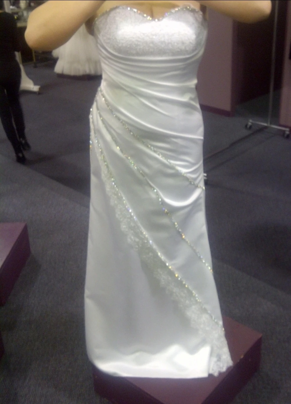 White Strapless Wedding Dress - photo 2