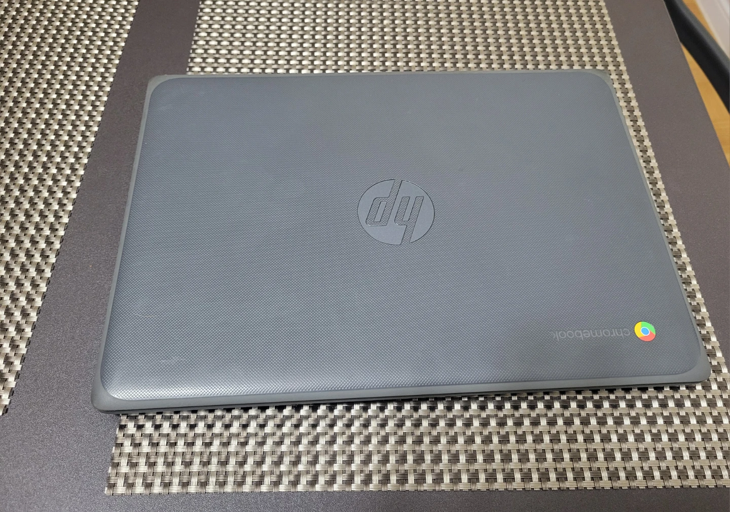HP Chromebook 11.6" Laptop.  Fast & Includes New Charger! - photo 2