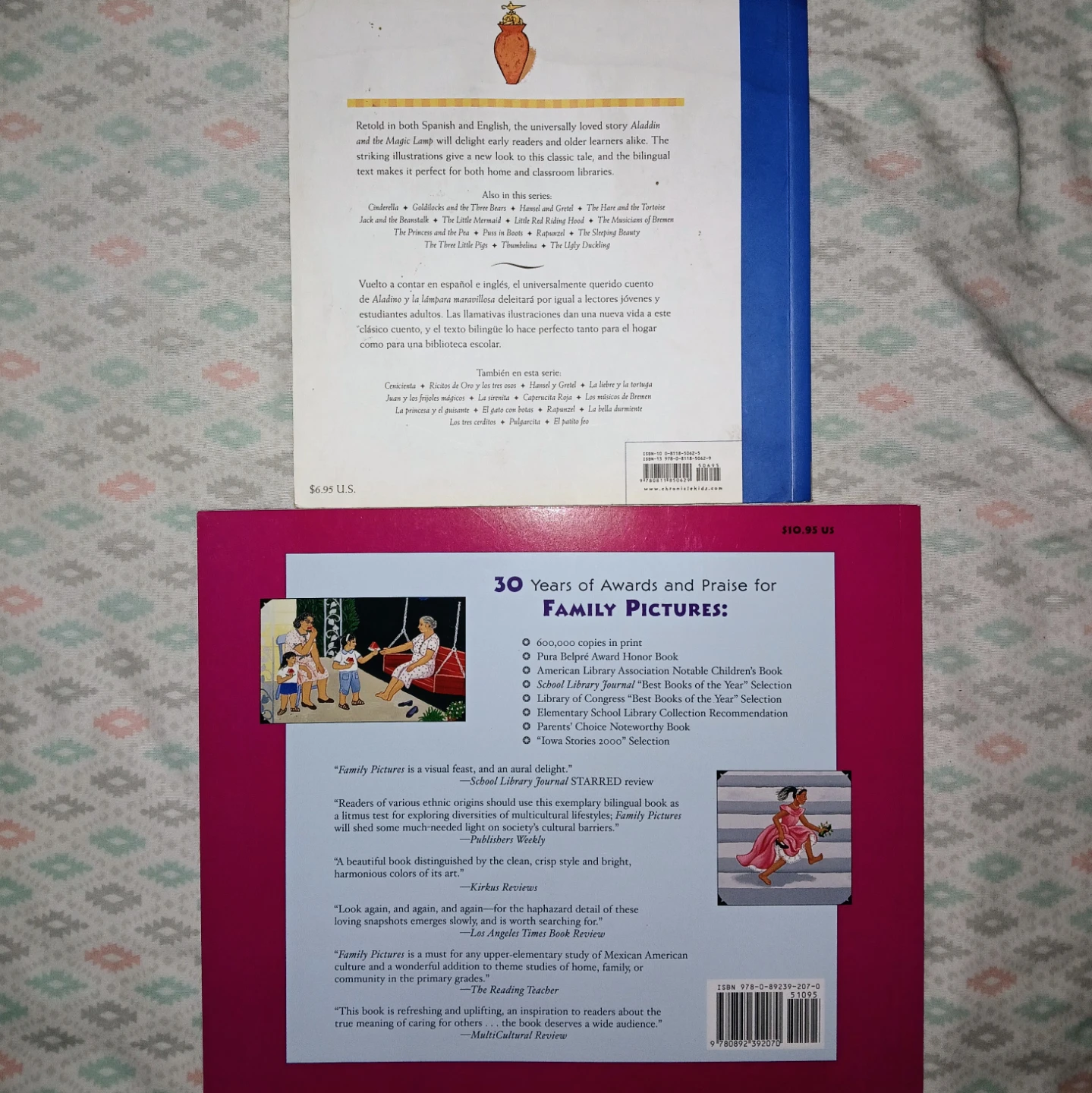 Aladdin and Family Pictures Bilingual Books (English/Spanish) - photo 2