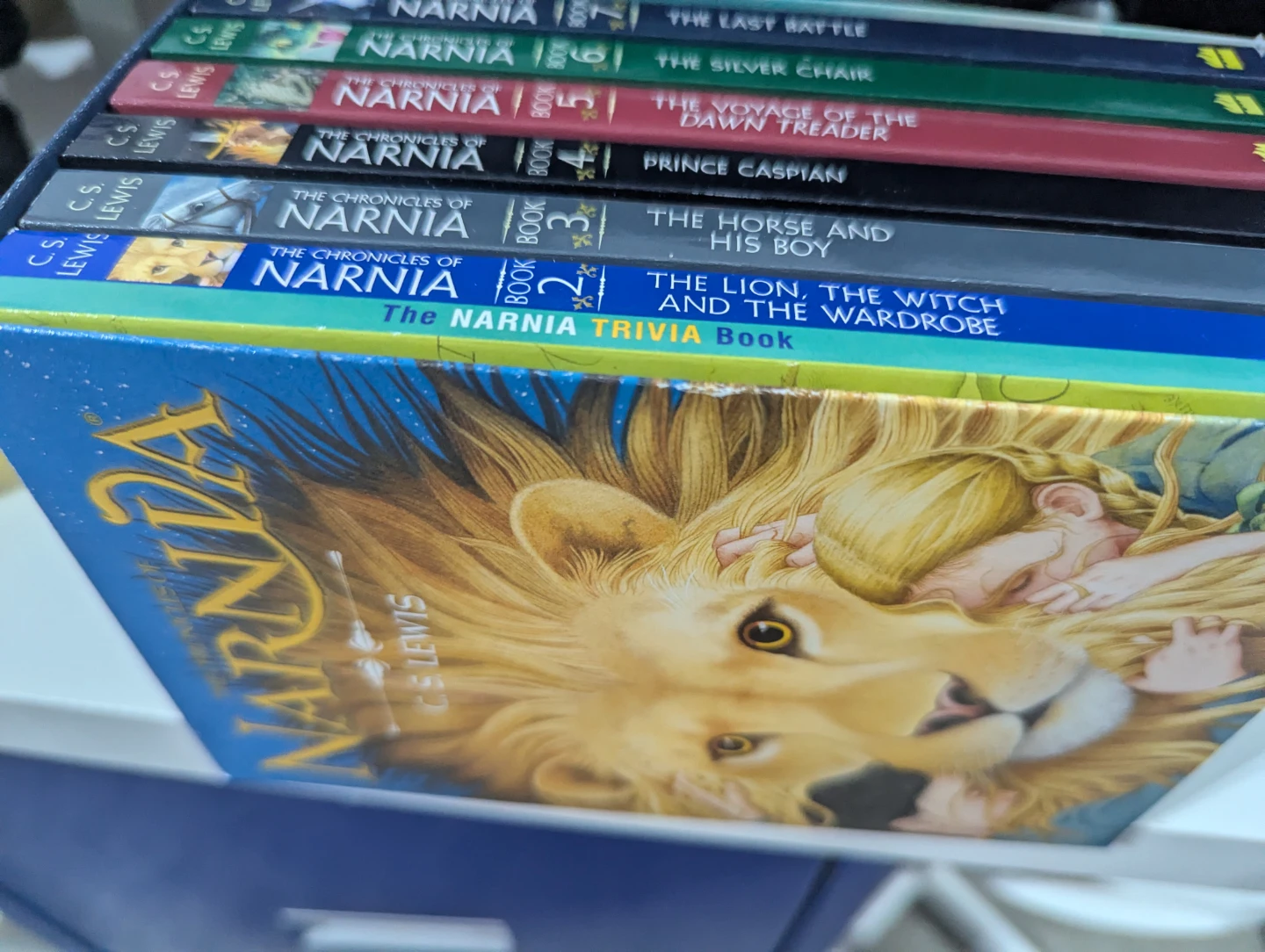 The Chronicles of Narnia Box Set (Book 2-7) - photo 2