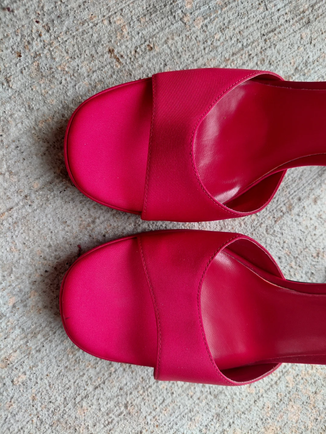 2007 Metaphor Red Satin heels size 9.5 - photo 3