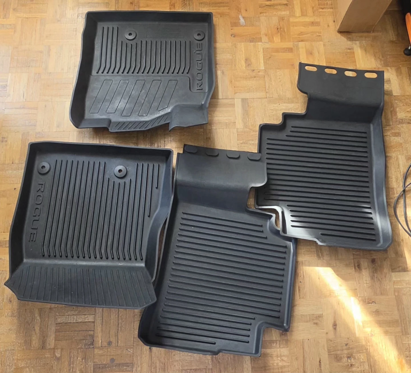 Original Nissan Rogue OEM All-Weather Floor Mats | Like New