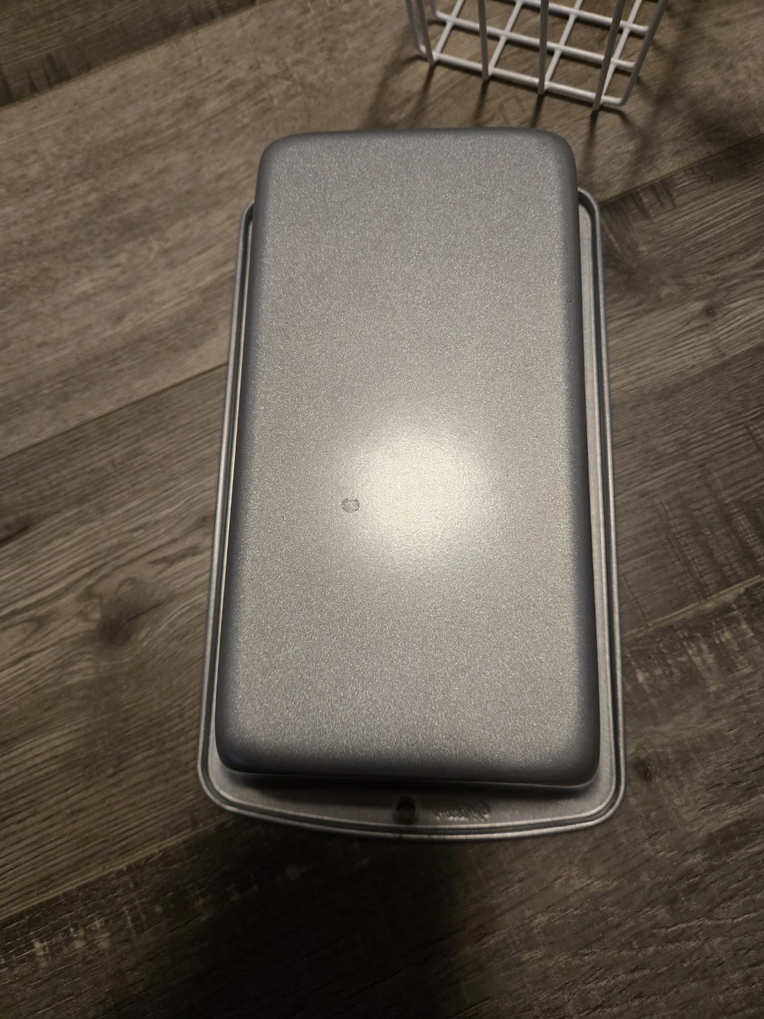 Wilton Loaf Pan and Wire Storage Basket - photo 4