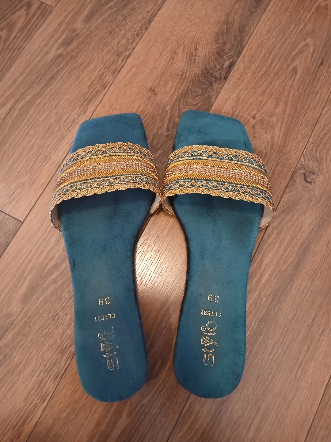 Style Brand Teal Sandals Size 39