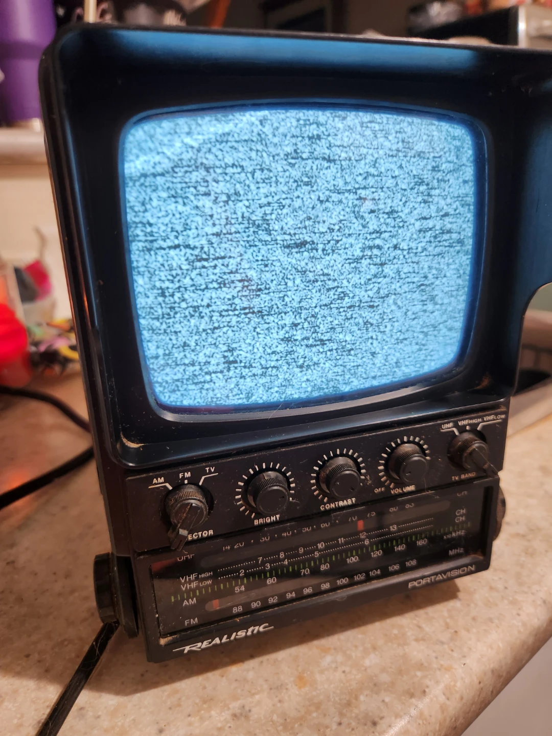 VERY VINTAGE BLACK AND WHITE TV RADIO AS IS