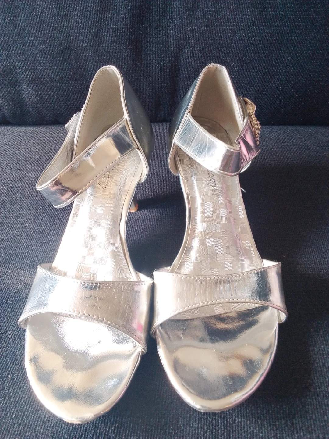 Silver fancy sandals with jewelled detail