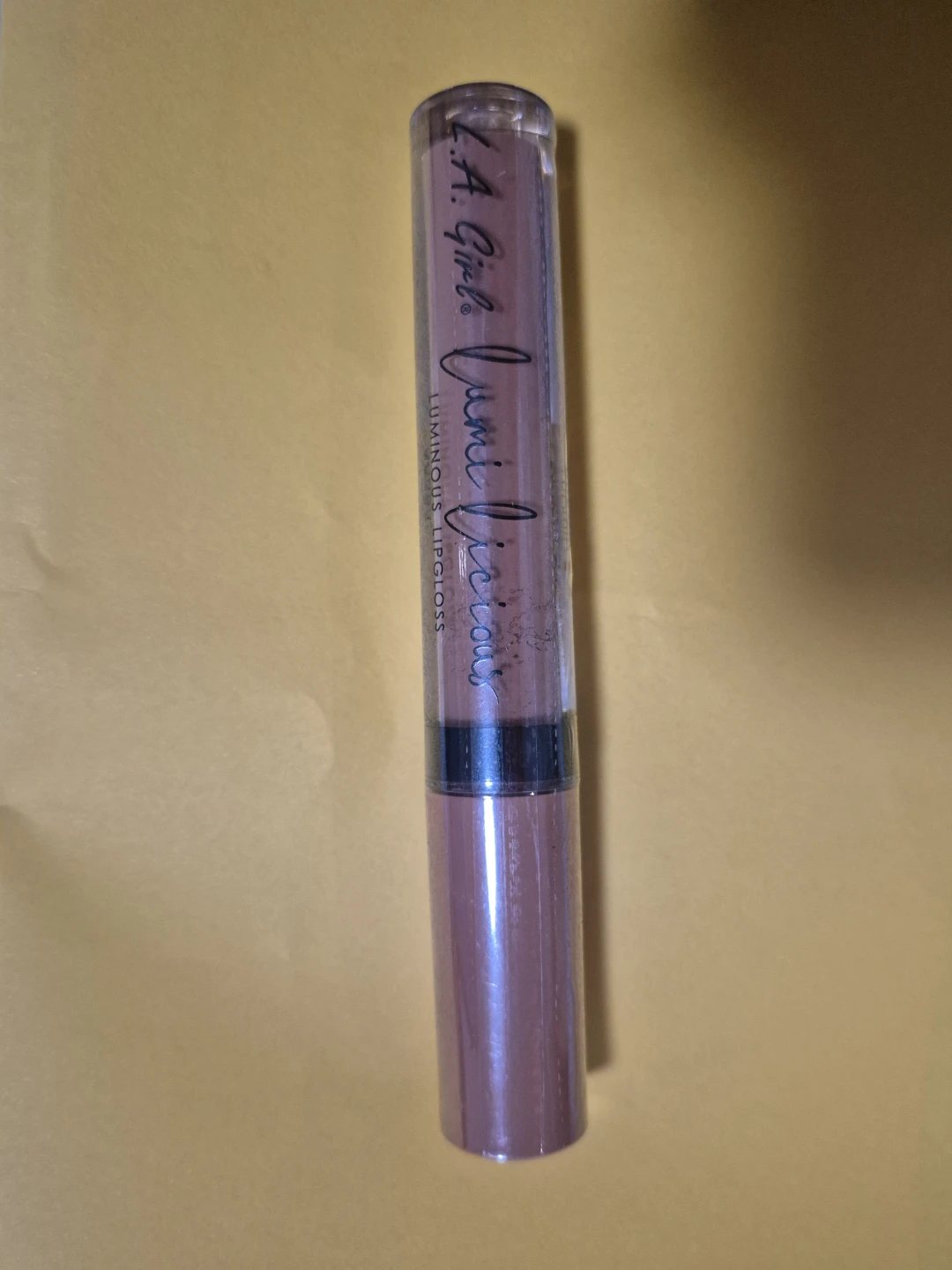 L.A. Girl Lumi-Vicious Luminous Lipgloss
