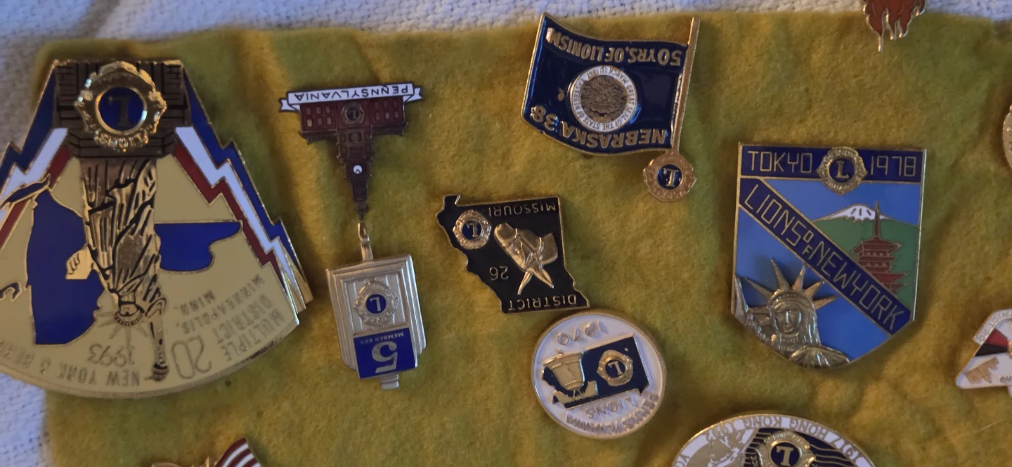 Collection of Vintage Lions Club Pins - photo 5
