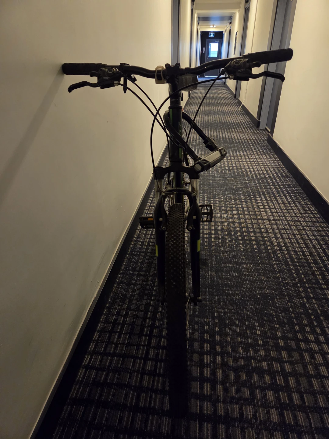 GT Aggressor Mountain Bike - photo 3