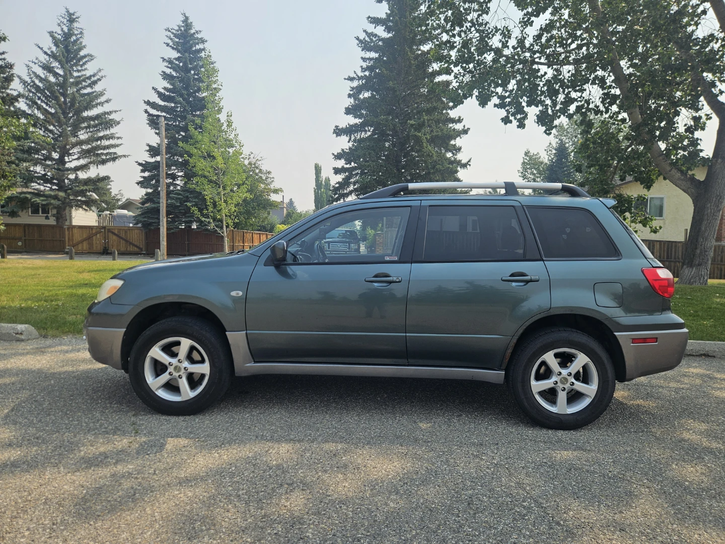 Mitsubishi Outlander AWD 2006 293800km driven
