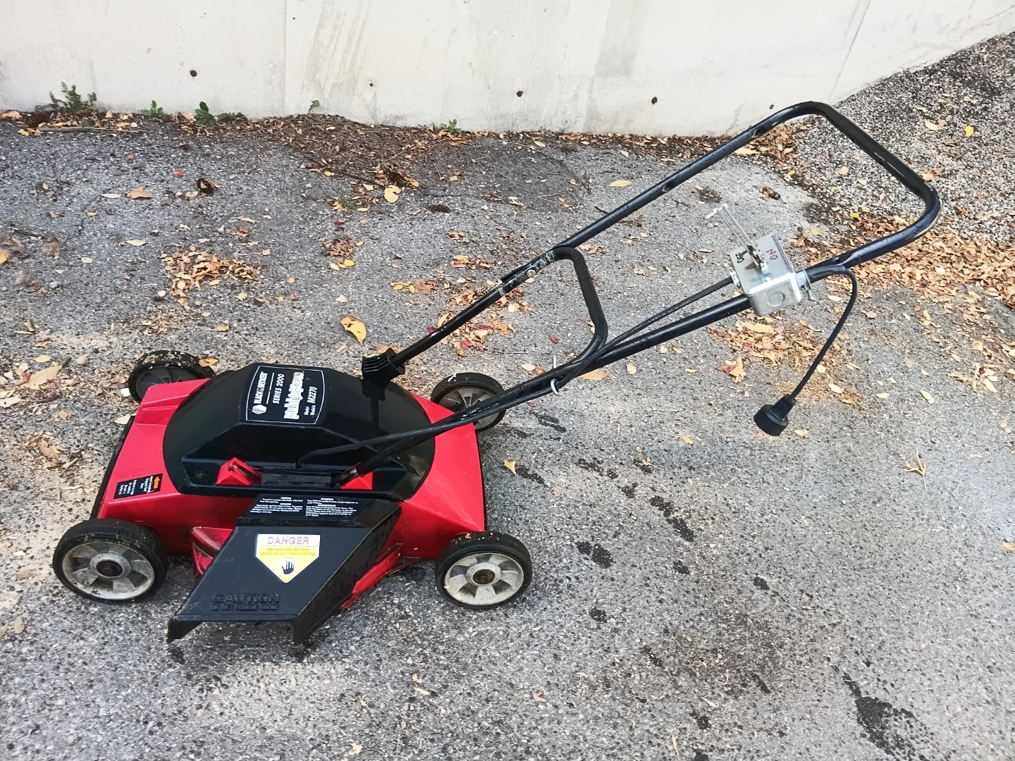 Black & Decker 18" Mulch'n'Mow Electric Lawnmower
