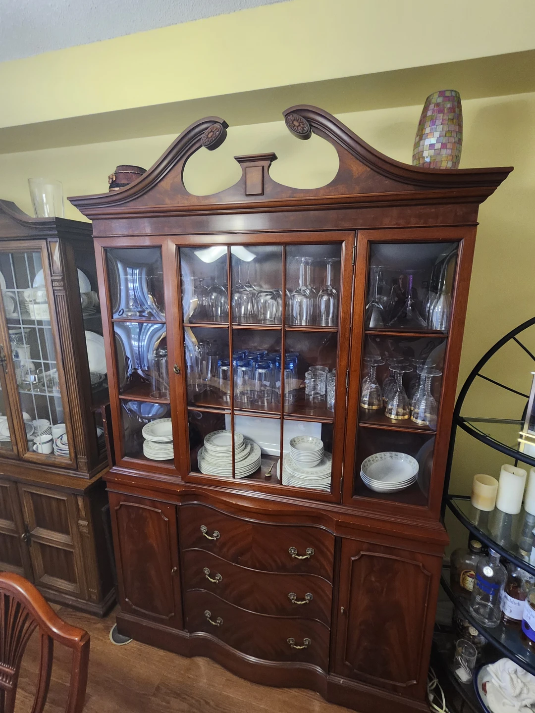 Dining room set with buffet - photo 2