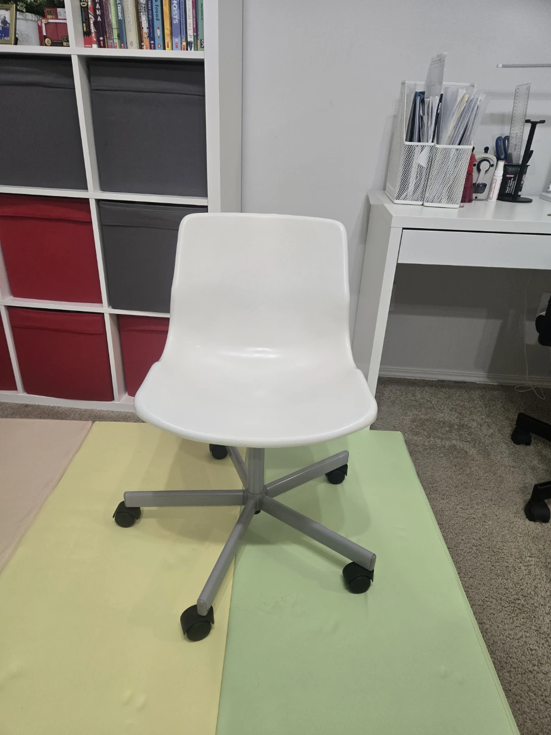 IKEA White Swivel Office Chair