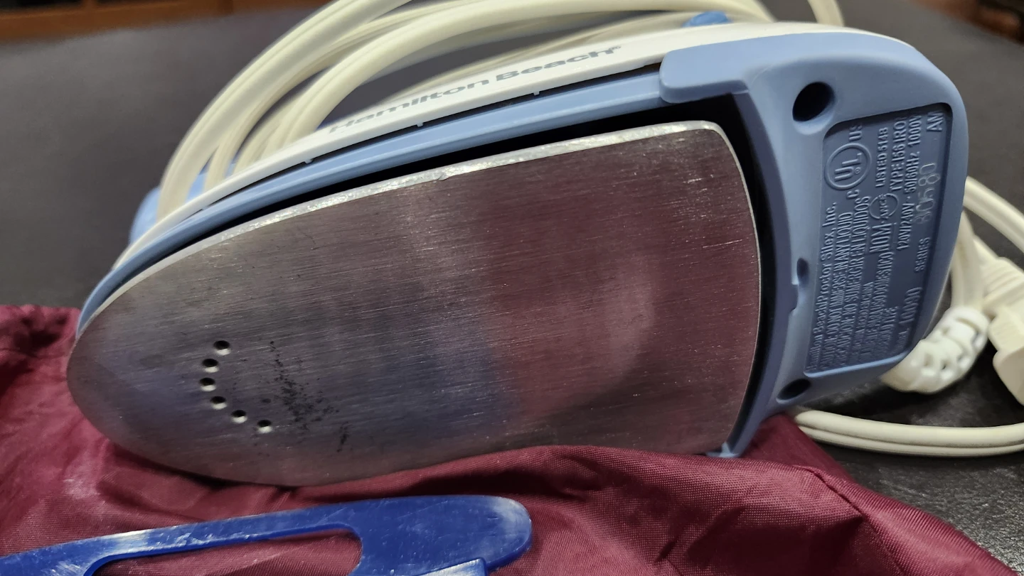 Hamilton Beach Travel Iron - photo 3