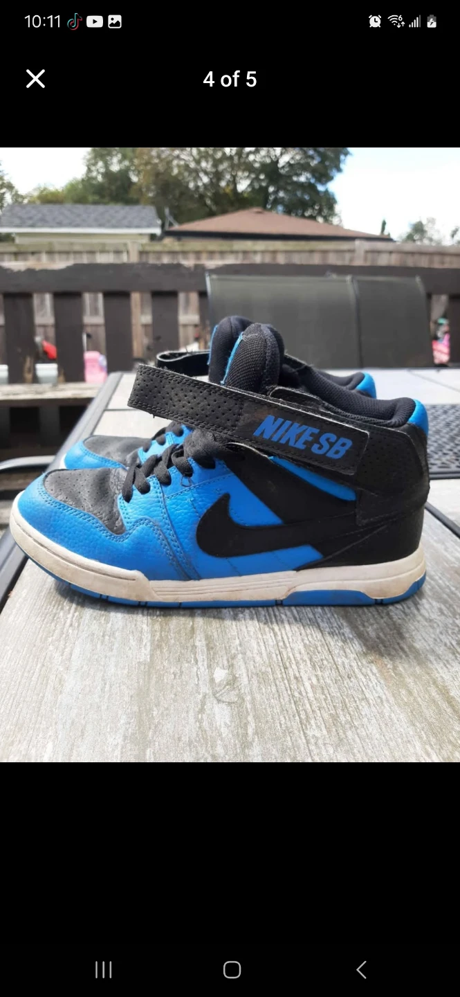 Nike SB Mid-Top Sneakers Blue and Black - photo 4