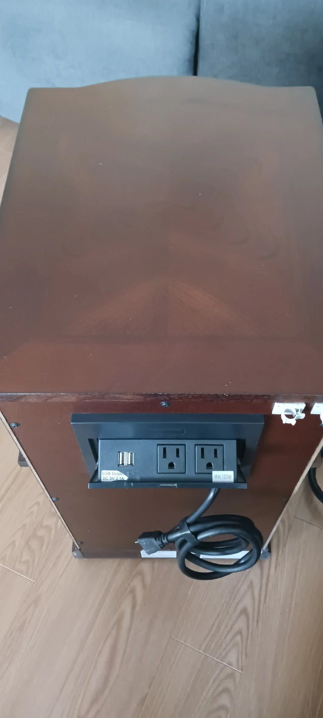 Set of 2 Traditional Wood End Tables with Charging Station - photo 5