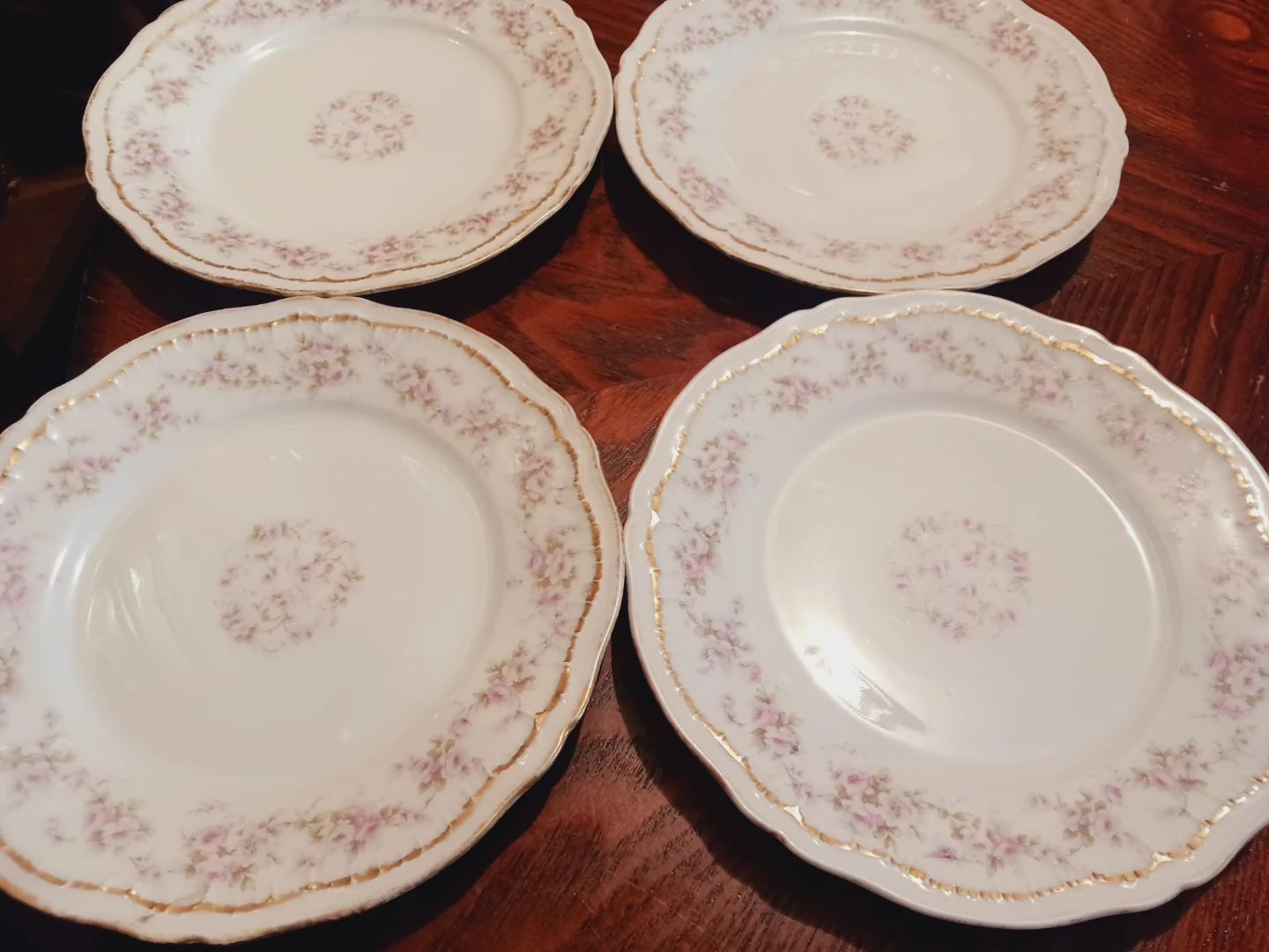Set of 4 × Theodore Haviland Limoges Floral Plates - photo 4