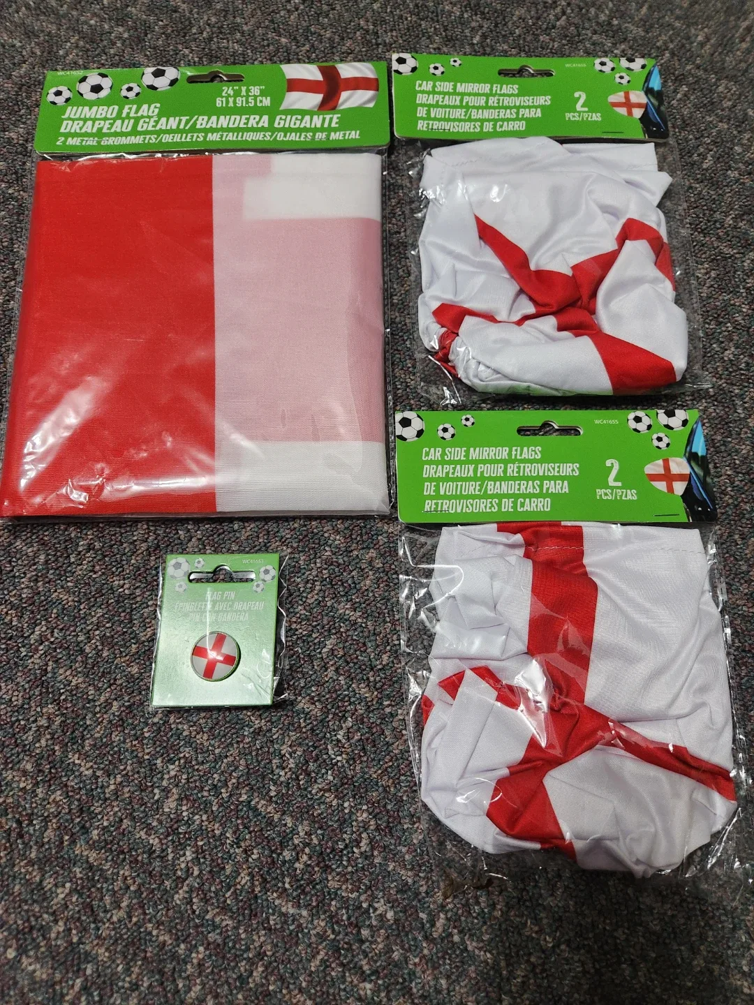 England Soccer Fan Set: Jumbo Flag, Mirror Flags, and Pin