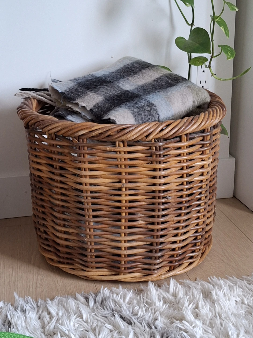 Large Round Wicker Storage Basket