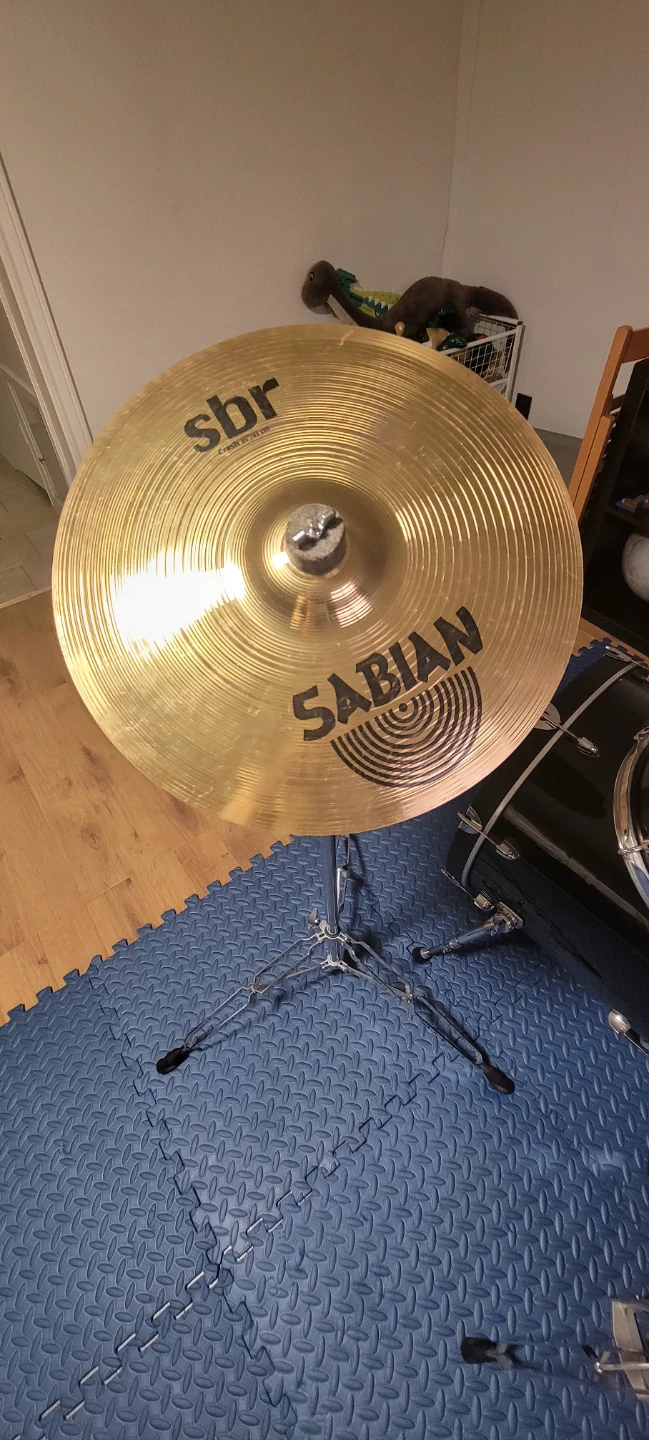 Yamaha Gigmaker Drum Kit with Sabian SBr Cymbals - photo 2