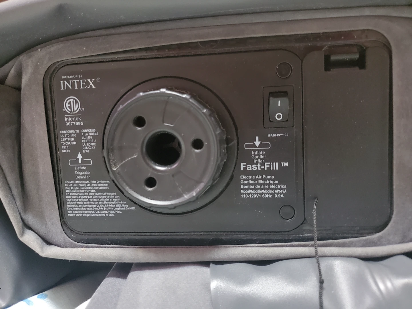 Intex Fast-Fill Twin Airbed with Built-in Electric Pump - photo 3