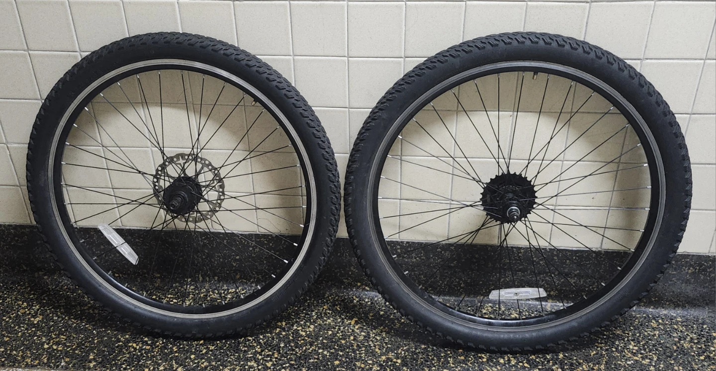 26" Mountain Bike Matching Wheel Set Front Disc Rear Non Disc - photo 4
