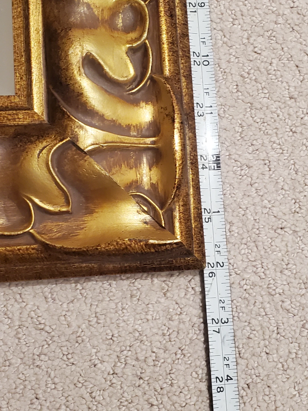Large ornate gold-toned wall mirror - photo 5