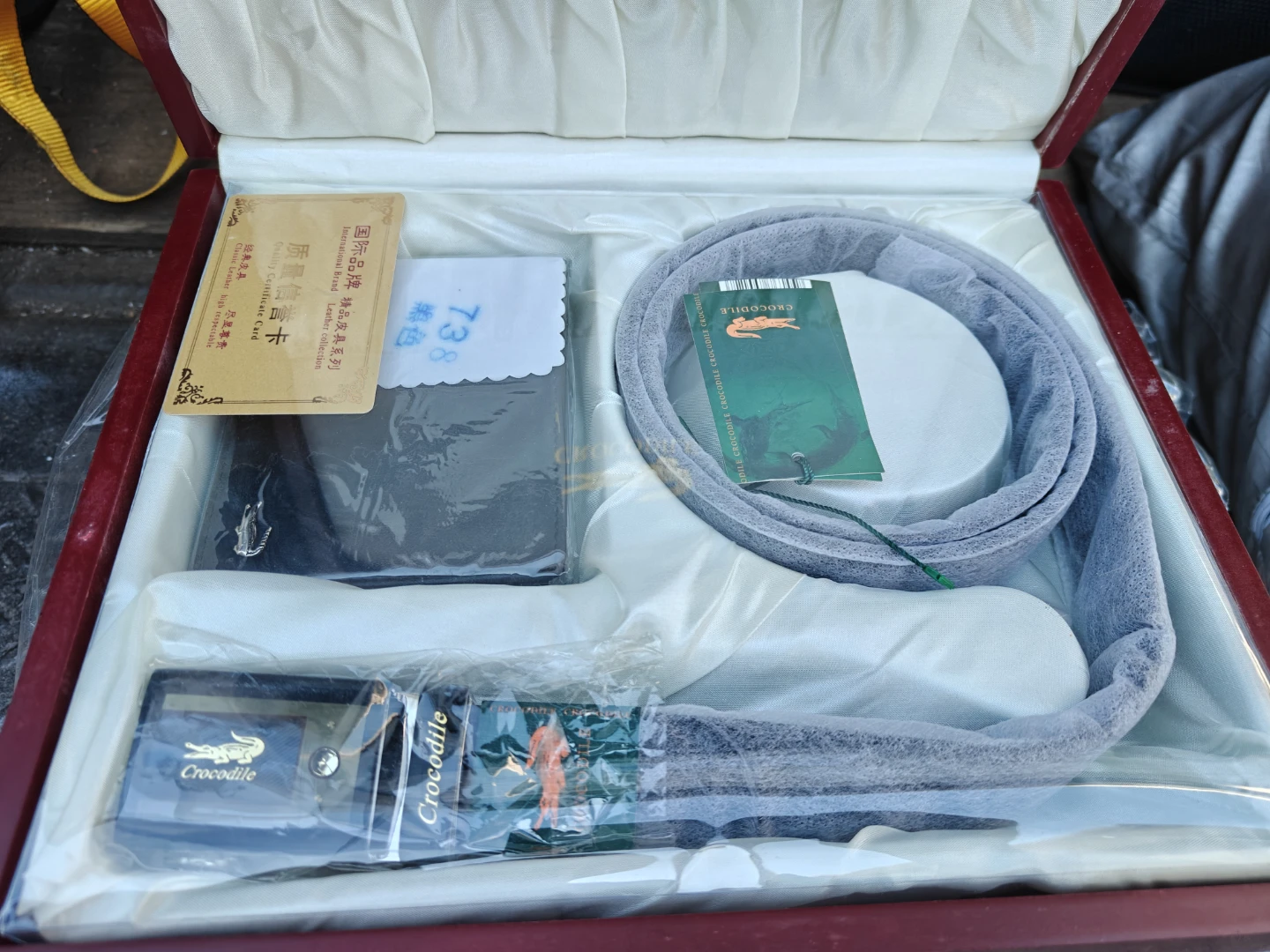 Crocodile Leather Belt and Wallet Gift Set - photo 3