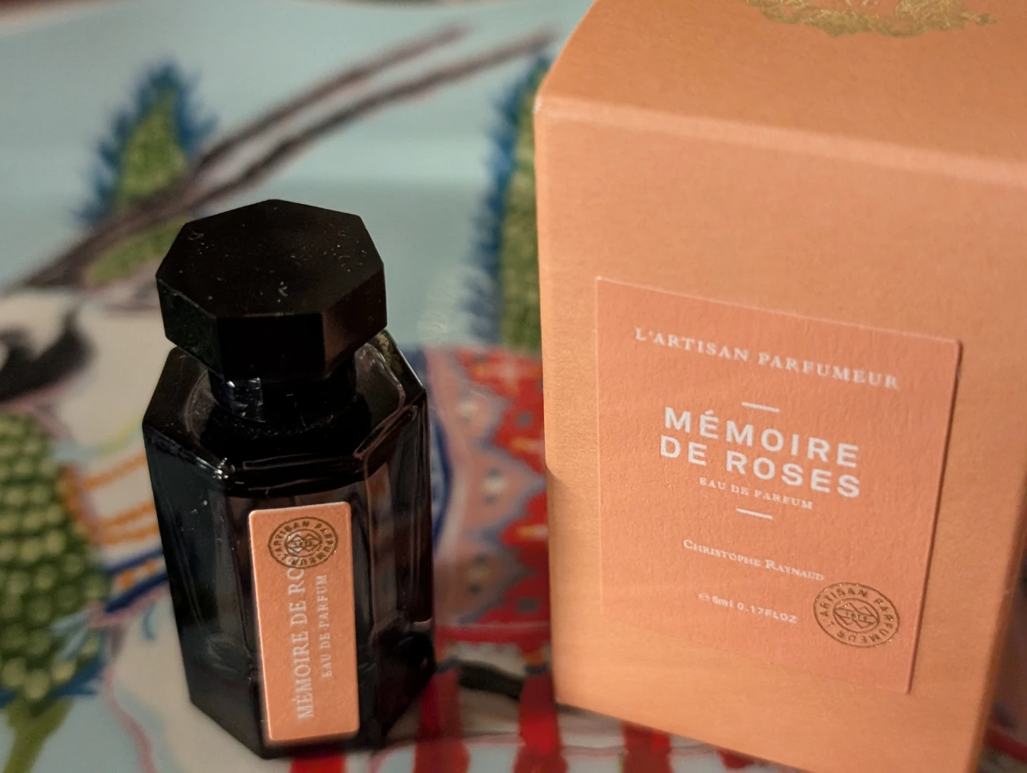 NWT L'Artisan Parfumeur Mémoire de Roses 5ml - photo 2