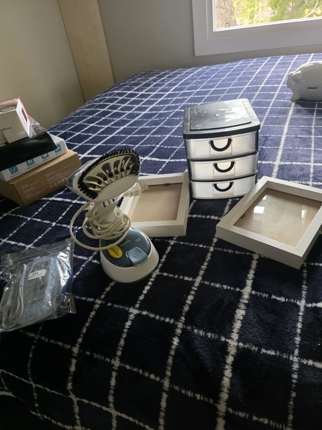 Iron vaporizater, jewelry storage and lights - photo 3