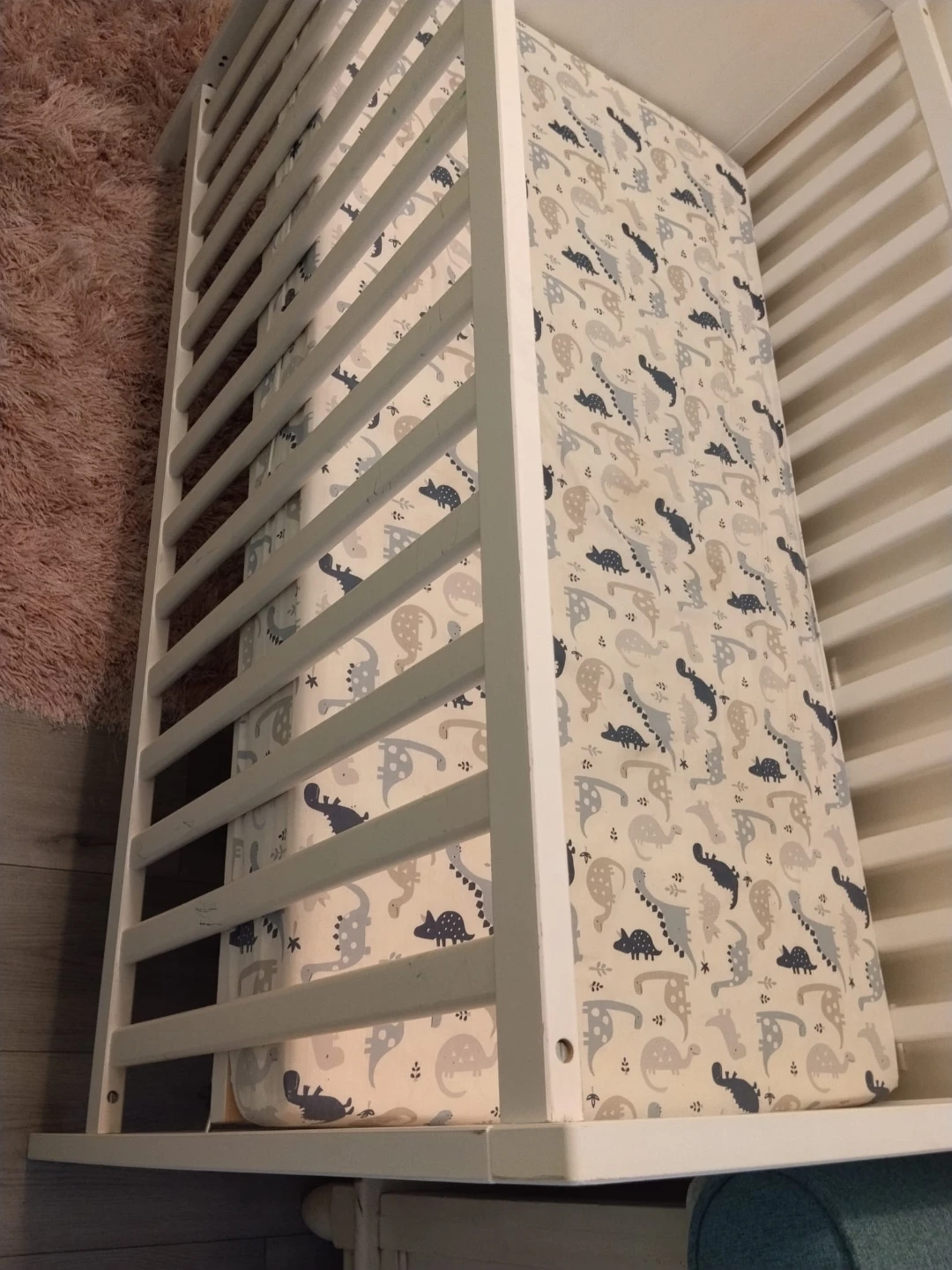 IKEA White Crib - photo 4