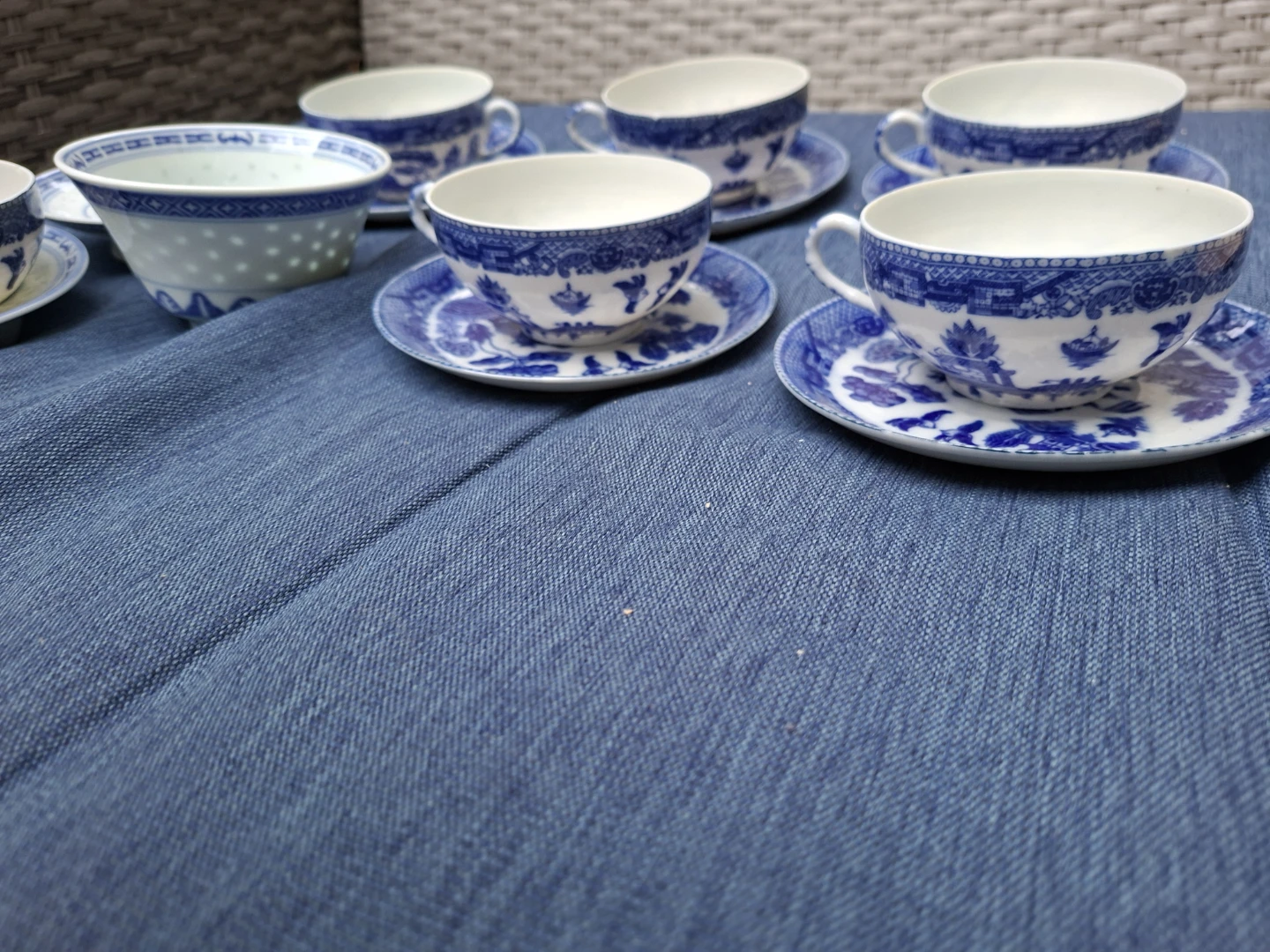 Blue Willow Tea Cup and Saucer Set - photo 3