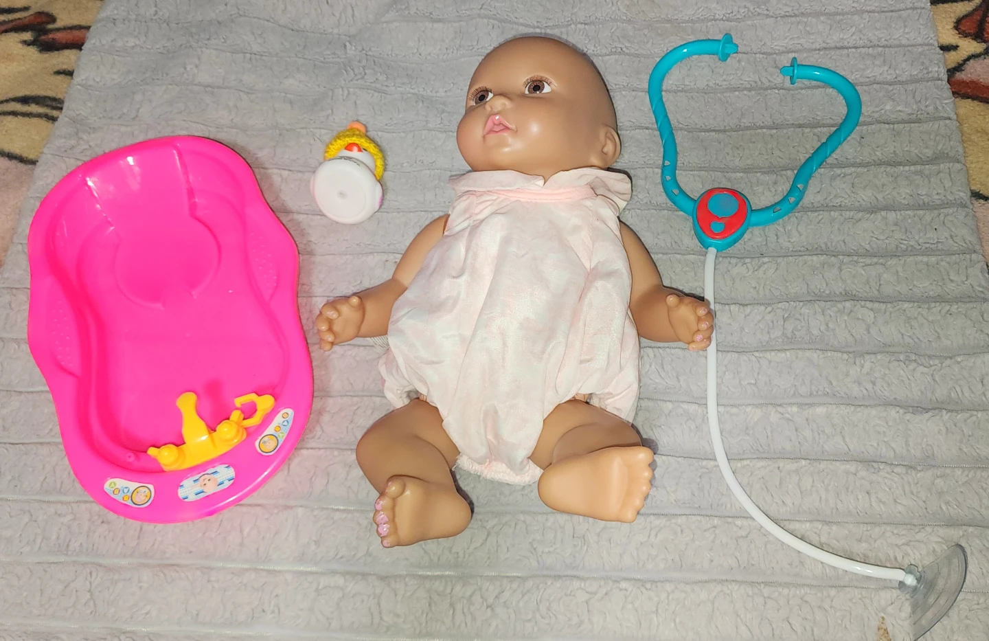 Baby Doll Set with Bathtub and Stethoscope