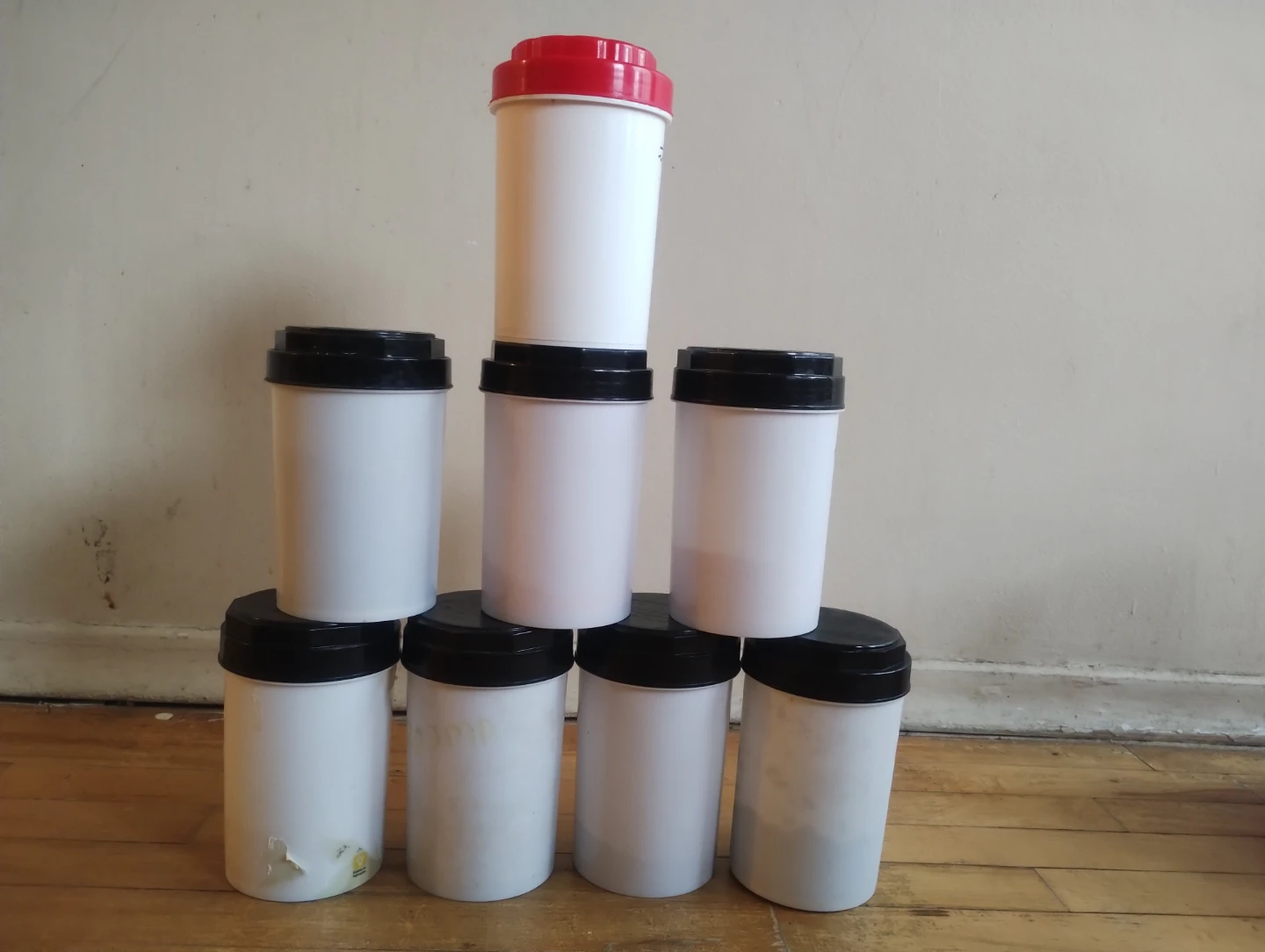 15 Plastic Jars, Canisters & Kitchen Containers