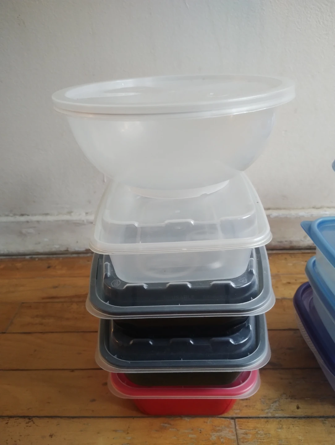Assorted Food StorageContainers & Meal Prep Boxes - photo 4