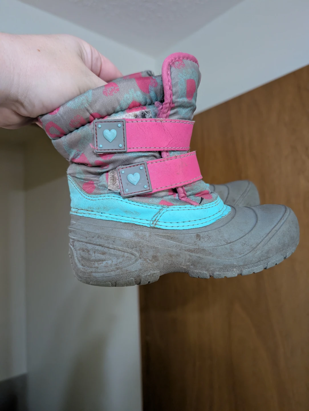 Children's Size 10 Heart Pattern Winter Boots